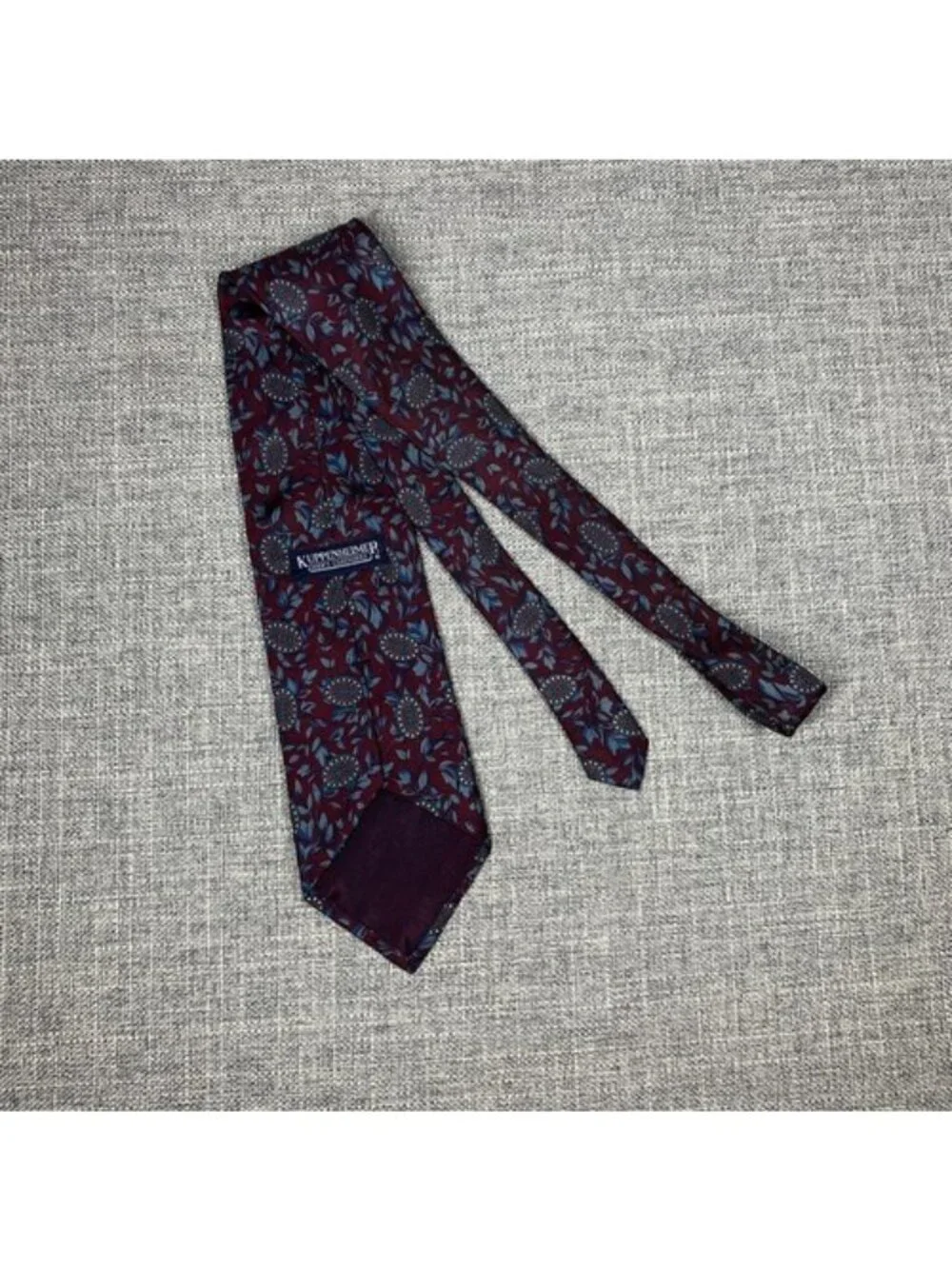 Kuppenheimer Mens Neck Tie Maroon Circle & Leaf Pattern 100% Italian Silk